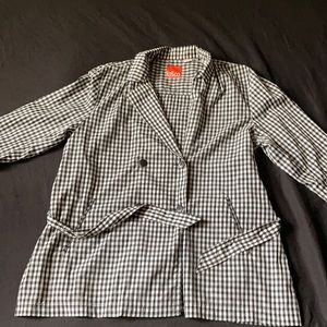 Plaid black and white Liz&co. Trench coat (made in Thailand)